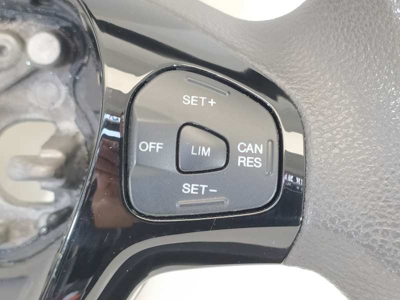Recambio de volante para ford ka+ essential referencia OEM IAM   