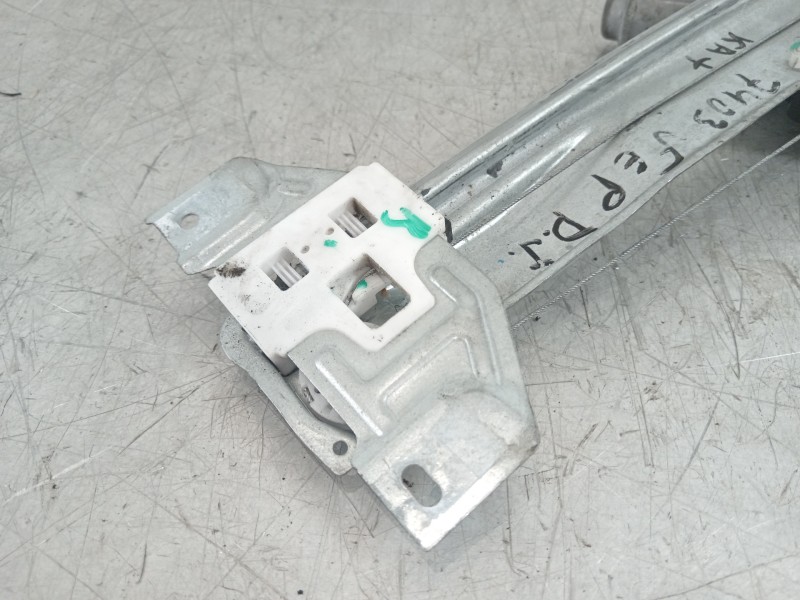 Recambio de elevalunas delantero izquierdo para ford ka+ essential referencia OEM IAM B5A23201  