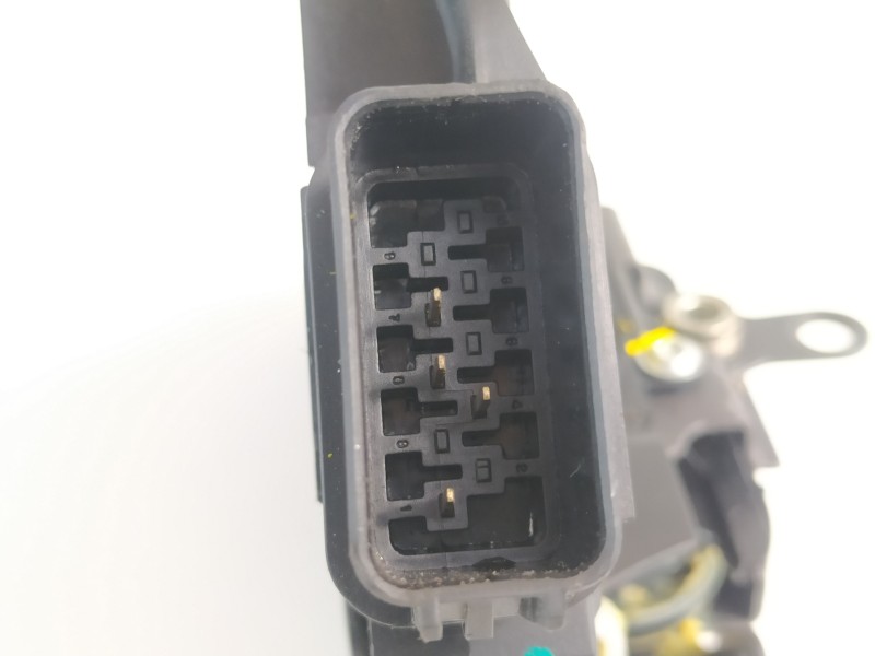 Recambio de cerradura puerta trasera izquierda para ford ka+ essential referencia OEM IAM FQ7QB  