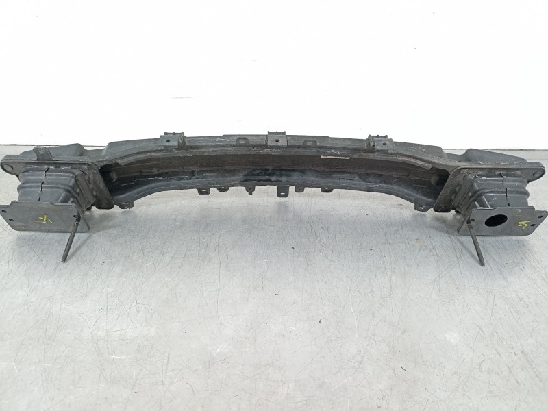 Recambio de refuerzo paragolpes trasero para hyundai tucson essence 2wd referencia OEM IAM 86630D7000  