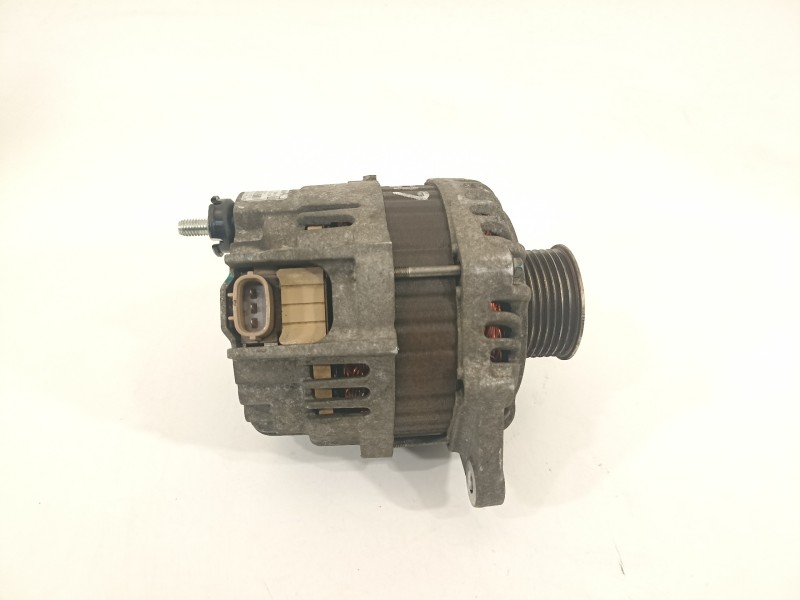 Recambio de alternador para nissan micra (k13) 1.2 cat referencia OEM IAM 231001HN1A  
