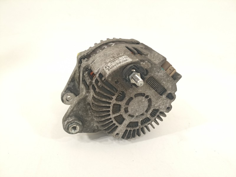 Recambio de alternador para nissan micra (k13) 1.2 cat referencia OEM IAM 231001HN1A  