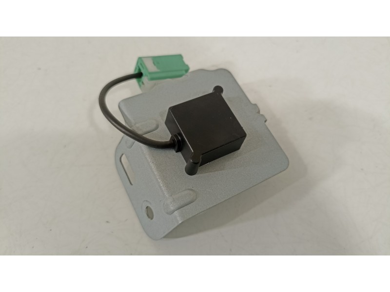Recambio de antena para mazda cx-7 (er) active referencia OEM IAM EG2366DY0  