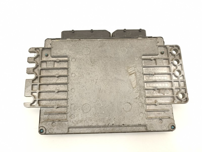 Recambio de centralita motor uce para nissan micra (k12e) acenta referencia OEM IAM MEC32040  