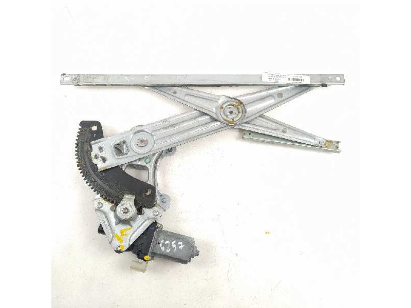 Recambio de elevalunas delantero derecho para nissan micra (k13) 1.2 cat referencia OEM IAM 827301HB1A 3036928A 8R23312B3