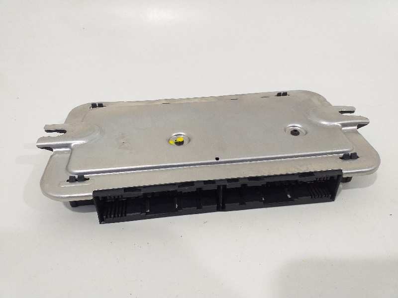 Recambio de modulo electronico para bmw serie 5 touring (f11) 530d xdrive referencia OEM IAM 9394665901  