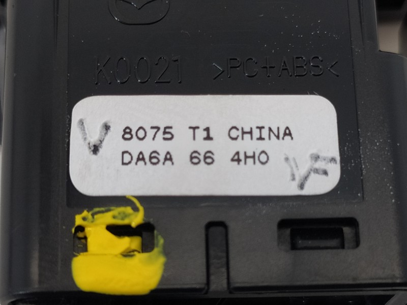 Recambio de warning para mazda cx-3 center-line referencia OEM IAM DA6A664H0  