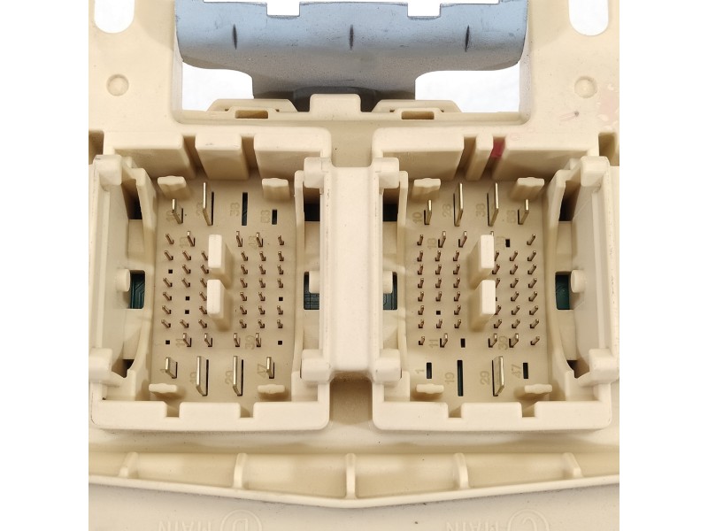 Recambio de caja reles / fusibles para kia stonic (ybcuv) drive referencia OEM IAM 91955H8570  