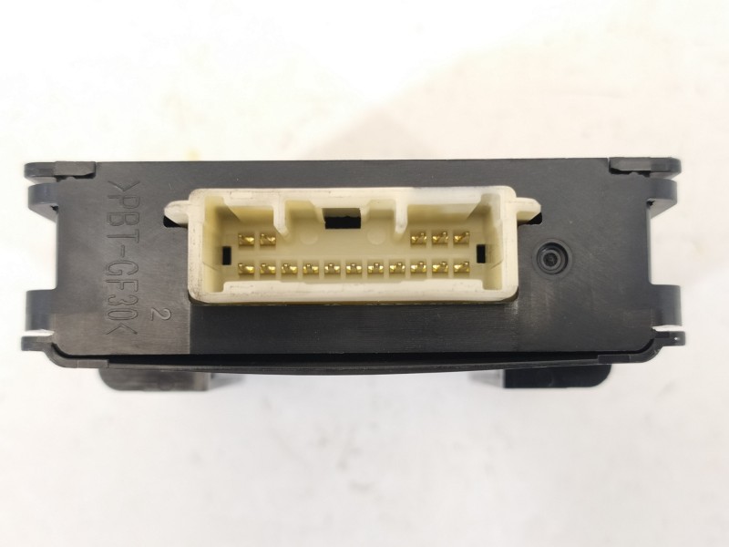 Recambio de modulo electronico para mazda cx-3 center-line referencia OEM IAM D24K51225 3560065117 84AM1058364