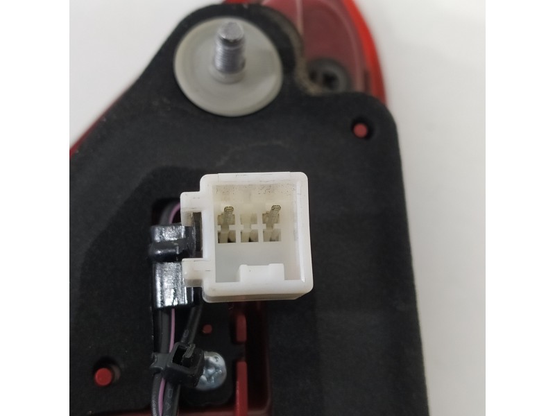 Recambio de piloto trasero izquierdo para kia stonic (ybcuv) drive referencia OEM IAM 92403H8400 92403H8 