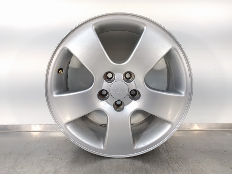 Recambio de llanta para audi a3 (8l) 1.9 tdi attraction referencia OEM IAM 8L0601025K  