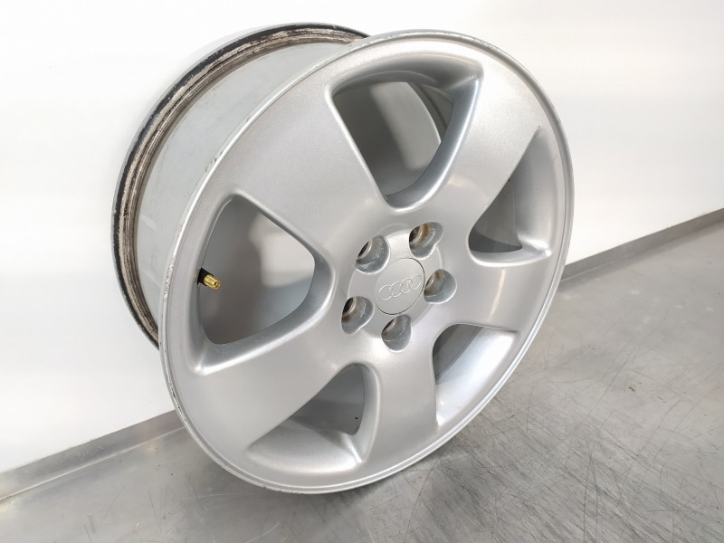 Recambio de llanta para audi a3 (8l) 1.9 tdi attraction referencia OEM IAM 8L0601025K  