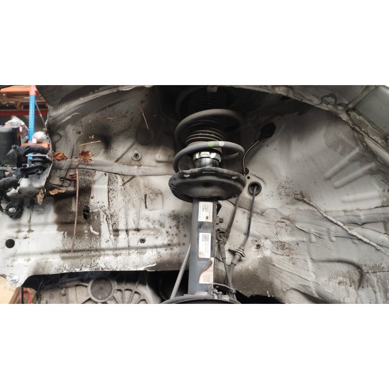 Recambio de amortiguador delantero izquierdo para volkswagen golf vii sportsvan advance referencia OEM IAM 5Q0413023FK 5Q0412014