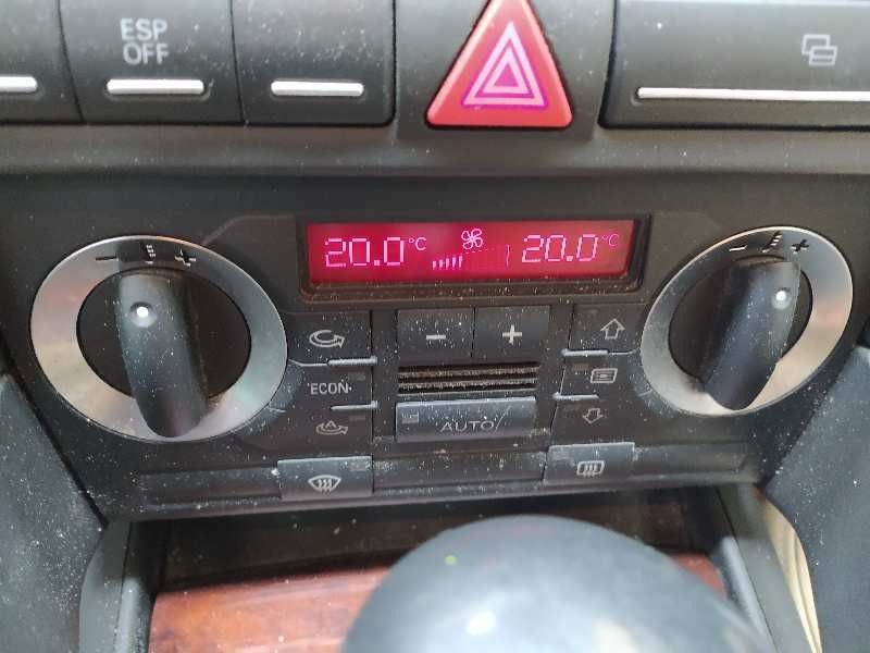 Recambio de mando climatizador para audi a3 sportback (8p) 2.0 tdi ambiente referencia OEM IAM 8P0820043K  