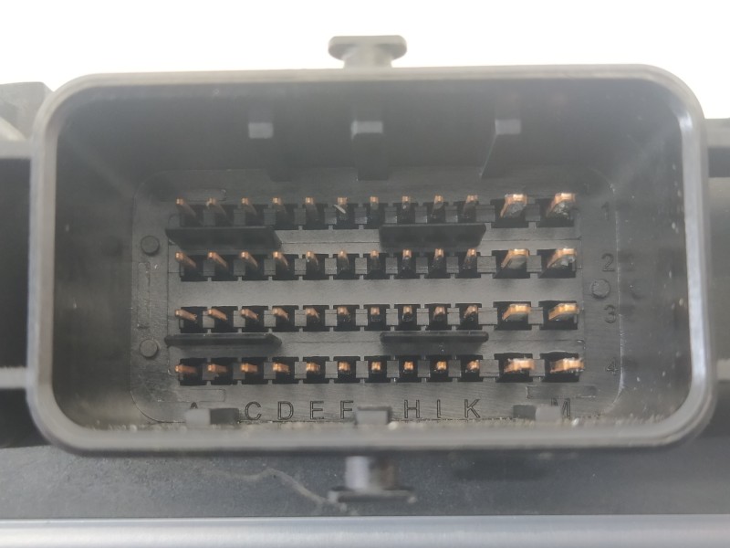 Recambio de centralita motor uce para ford focus lim. (cb4) titanium referencia OEM IAM 8M5112A650XE 0281015242 