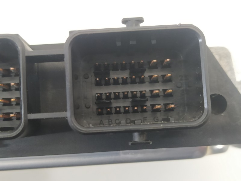 Recambio de centralita motor uce para ford focus lim. (cb4) titanium referencia OEM IAM 8M5112A650XE 0281015242 