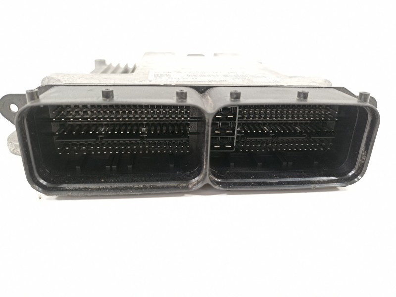 Recambio de centralita motor uce para seat leon (5f1) fr fast lane referencia OEM IAM 04L907309R 0281031066 