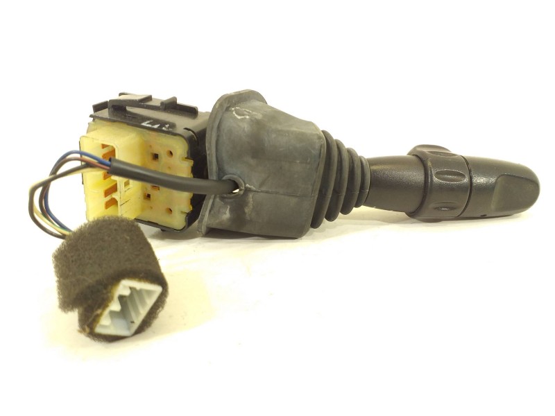 Recambio de mando limpia para chevrolet nubira berlina 2.0 tcdi referencia OEM IAM 96552843 52133A1000  Recambio de mando limpia para chevrolet nubira berlina 2.0 tcdi referencia OEM IAM 96552843 52133A1000