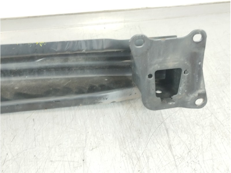 Recambio de refuerzo paragolpes trasero para volkswagen golf vi (5k1) r referencia OEM IAM 5K0807585 5K0807586 