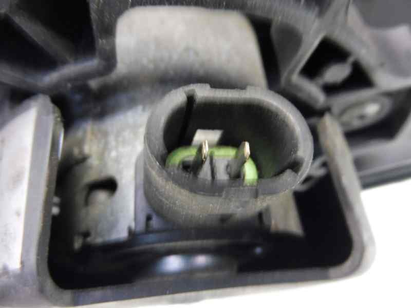 Recambio de electroventilador para dacia sandero laureate referencia OEM IAM 8200779073  