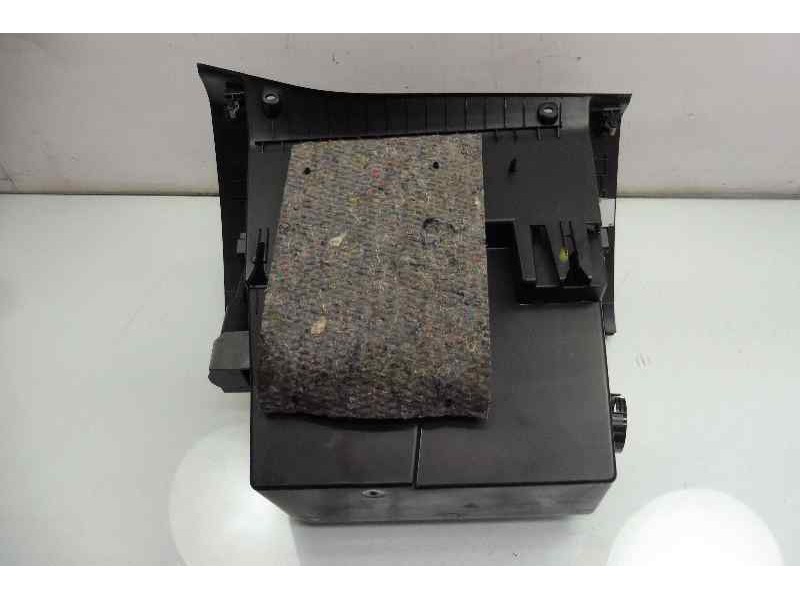 Recambio de guantera para peugeot 308 sw allure referencia OEM IAM 9677995177  