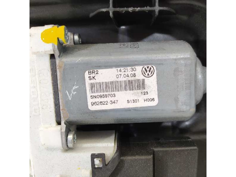 Recambio de elevalunas trasero izquierdo para volkswagen tiguan (5n1) sport referencia OEM IAM 5N0839729F 5N0971693A 5N0959703