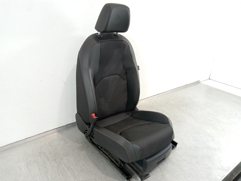 Recambio de asiento delantero izquierdo para seat leon (5f1) fr fast lane referencia OEM IAM 5Q4881105A  