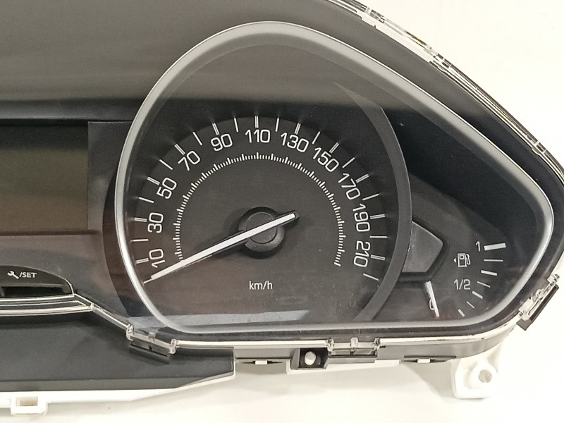Recambio de cuadro instrumentos para peugeot 208 1.5 blue-hdi fap referencia OEM IAM 9825986680  