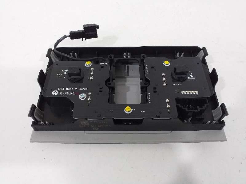 Recambio de luz interior para volkswagen golf vii lim. (bq1) advance referencia OEM IAM 5TA947105A  