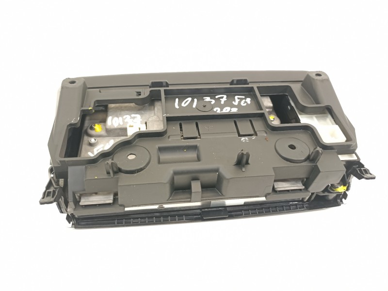 Recambio de pantalla multifuncion para peugeot 208 1.5 blue-hdi fap referencia OEM IAM 9825029180  