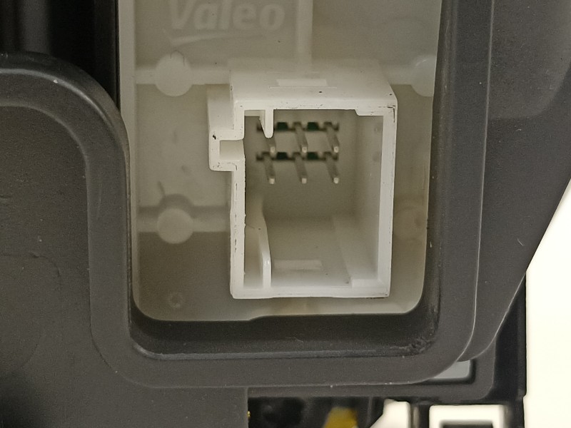 Recambio de pantalla multifuncion para peugeot 208 1.5 blue-hdi fap referencia OEM IAM 9825029180  