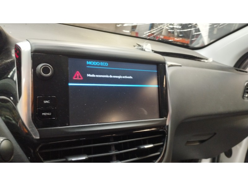 Recambio de pantalla multifuncion para peugeot 208 1.5 blue-hdi fap referencia OEM IAM 9825029180  