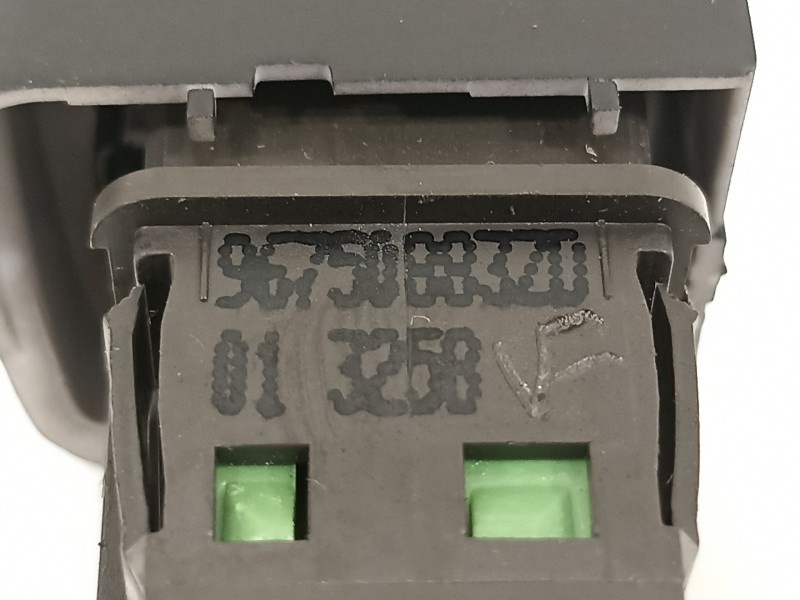 Recambio de mando multifuncion para peugeot 208 1.5 blue-hdi fap referencia OEM IAM 96750883ZD  