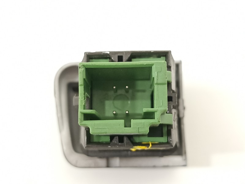 Recambio de mando multifuncion para peugeot 208 1.5 blue-hdi fap referencia OEM IAM 96750883ZD  