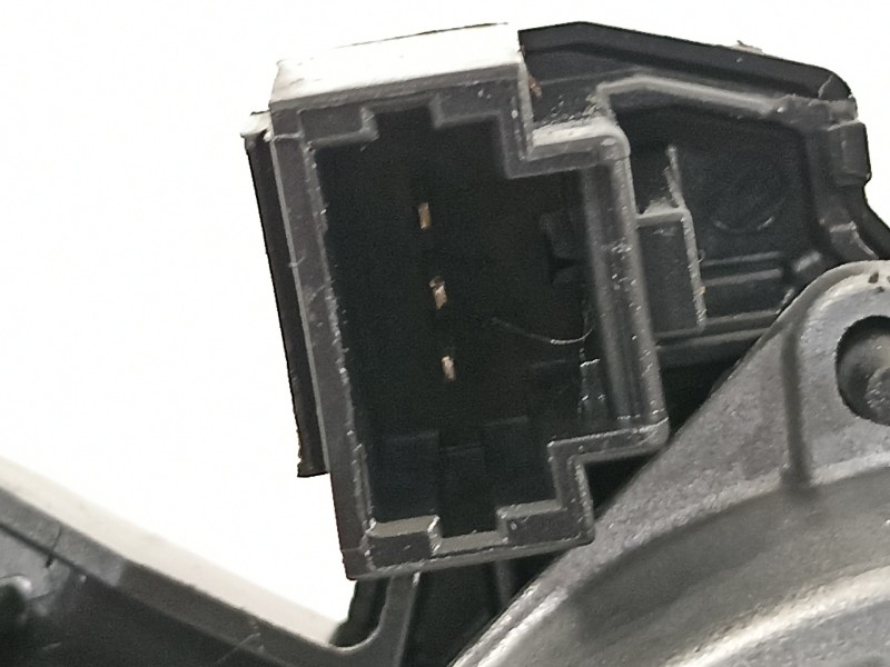 Recambio de motor limpia trasero para peugeot 208 1.5 blue-hdi fap referencia OEM IAM 9673251380A  