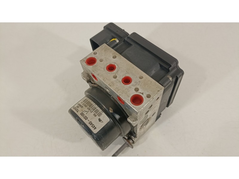 Recambio de abs para toyota yaris active referencia OEM IAM 445400D100  