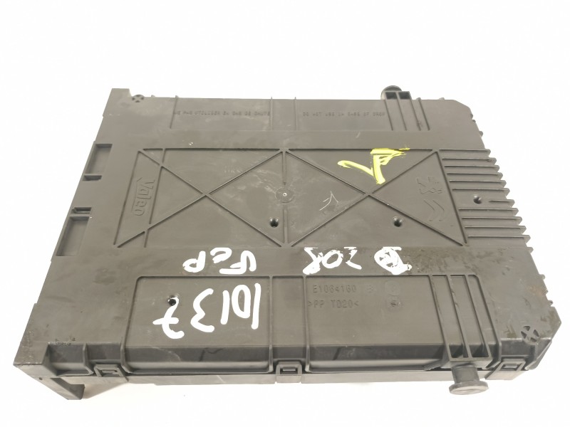 Recambio de caja reles / fusibles para peugeot 208 1.5 blue-hdi fap referencia OEM IAM 9819850080  