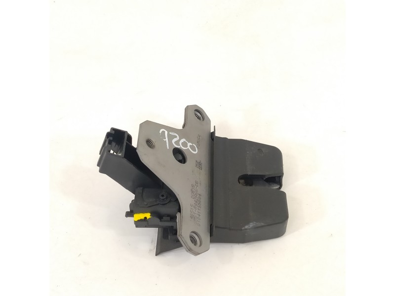 Recambio de cerradura maletero / porton para ford focus lim. ambiente referencia OEM IAM 8M51R442A66DB  