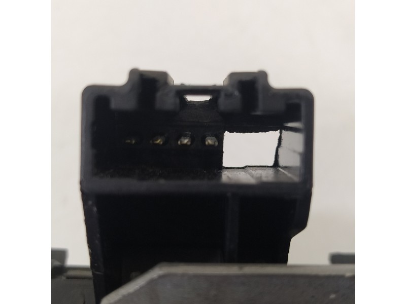 Recambio de cerradura maletero / porton para ford focus lim. ambiente referencia OEM IAM 8M51R442A66DB  