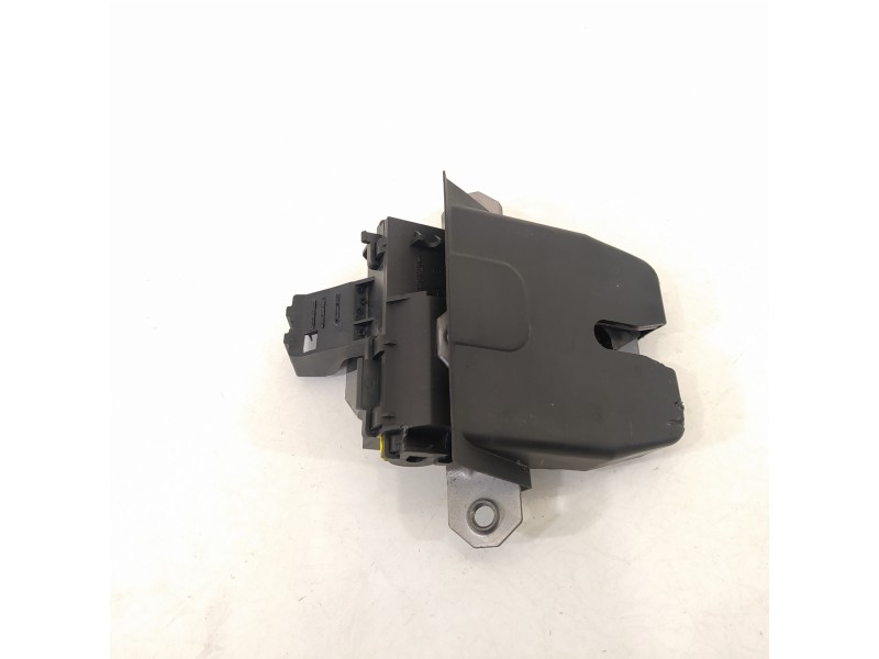 Recambio de cerradura maletero / porton para ford focus lim. ambiente referencia OEM IAM 8M51R442A66DB  