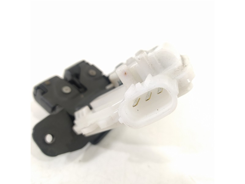 Recambio de cerradura maletero / porton para toyota yaris active referencia OEM IAM   