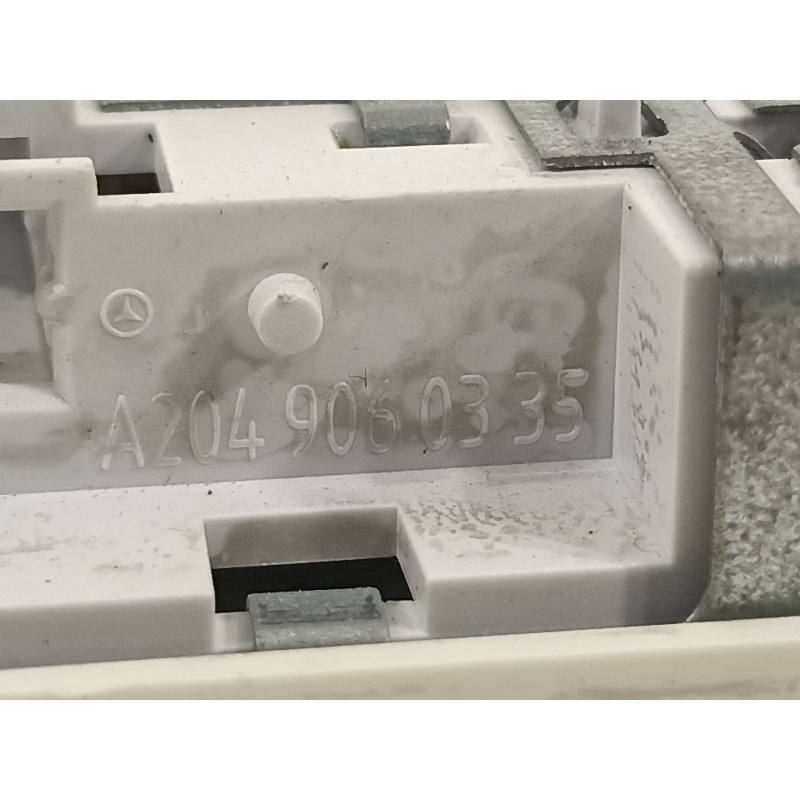 Recambio de luz interior para mercedes-benz clase a (w176) a 200 cdi blueefficiency (176.001) referencia OEM IAM A2049060335  
