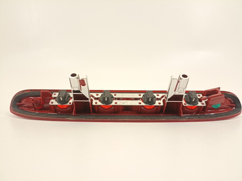 Recambio de luz central de freno para peugeot 208 1.5 blue-hdi fap referencia OEM IAM 9674309080  