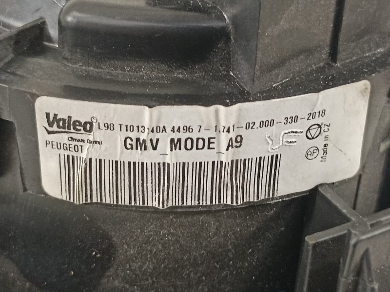 Recambio de ventilador calefaccion para peugeot 208 1.5 blue-hdi fap referencia OEM IAM T1013140A  