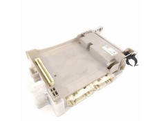 Recambio de modulo electronico para toyota yaris active referencia OEM IAM 8273052L70C  