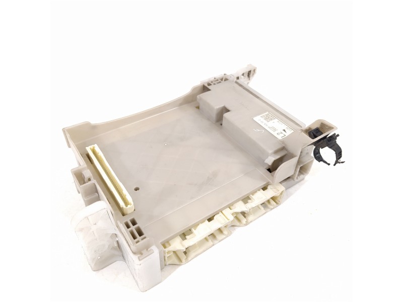 Recambio de modulo electronico para toyota yaris active referencia OEM IAM 8273052L70C  