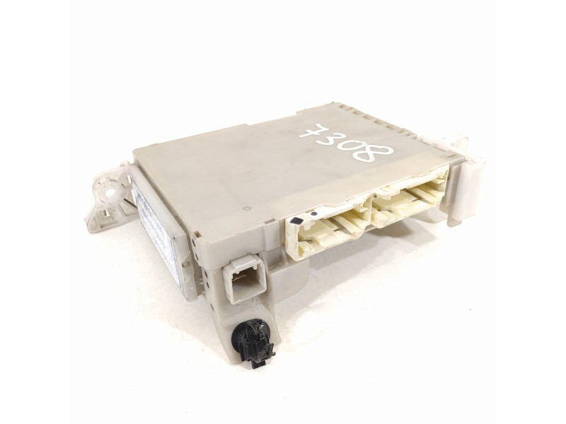 Recambio de modulo electronico para toyota yaris active referencia OEM IAM 8273052L70C  