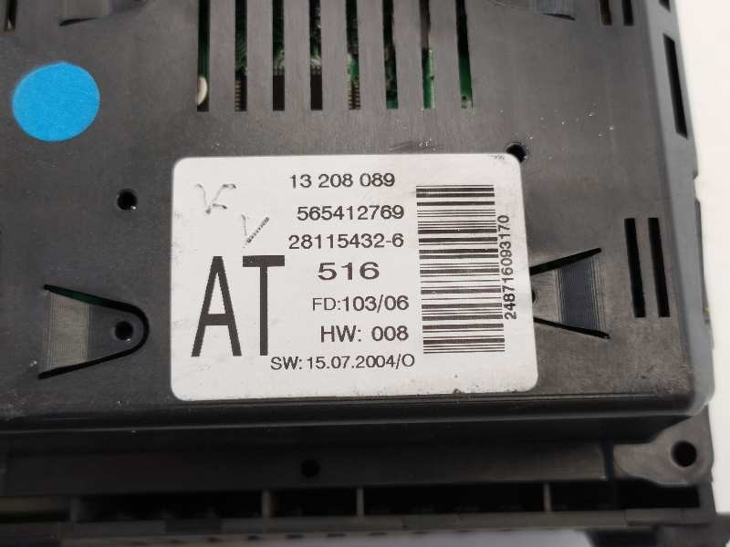 Recambio de pantalla multifuncion para opel astra gtc sport referencia OEM IAM 13208089  