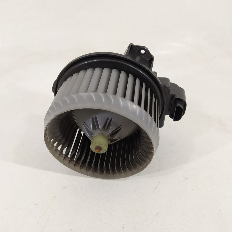 Recambio de ventilador calefaccion para toyota yaris active referencia OEM IAM   