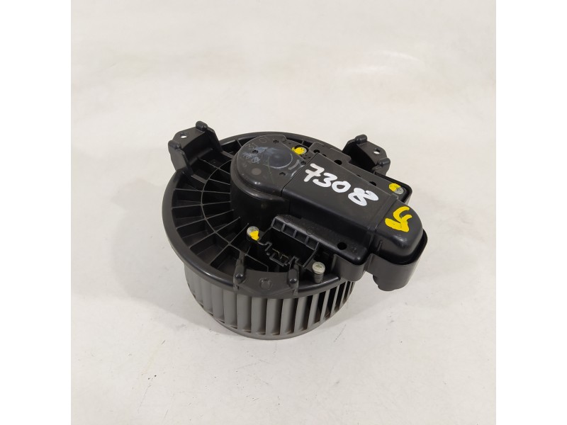 Recambio de ventilador calefaccion para toyota yaris active referencia OEM IAM   